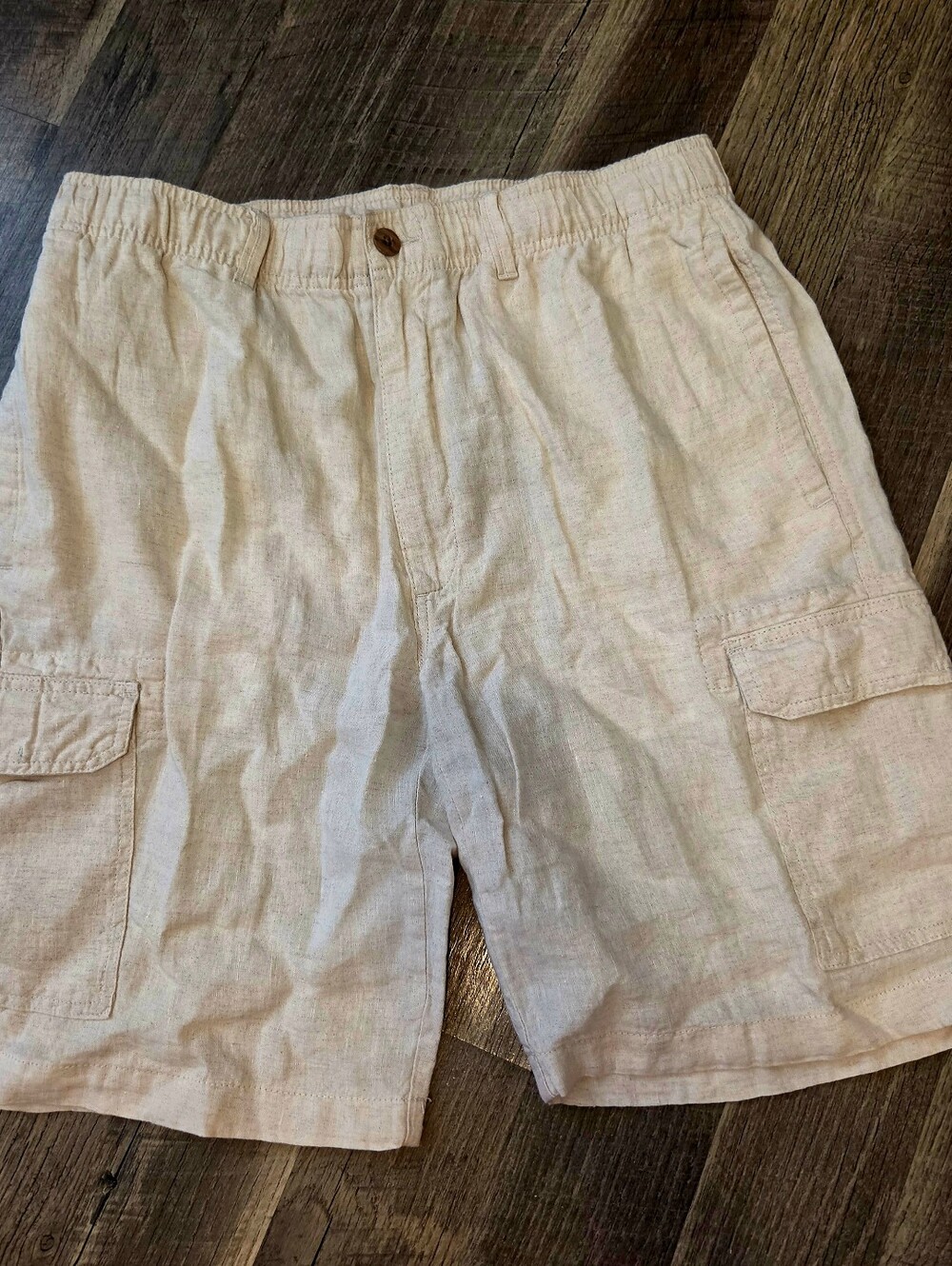 Caribbean Men's Linen Cargo Shorts in Light Beige